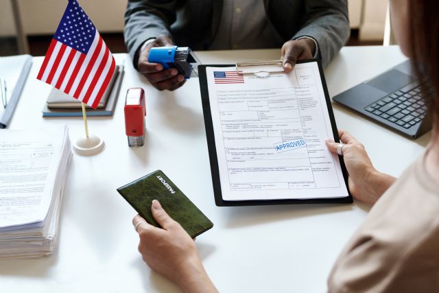 USCIS, Form I-485'in Yeni Versiyonunu Zorunlu Hale Getirdi 